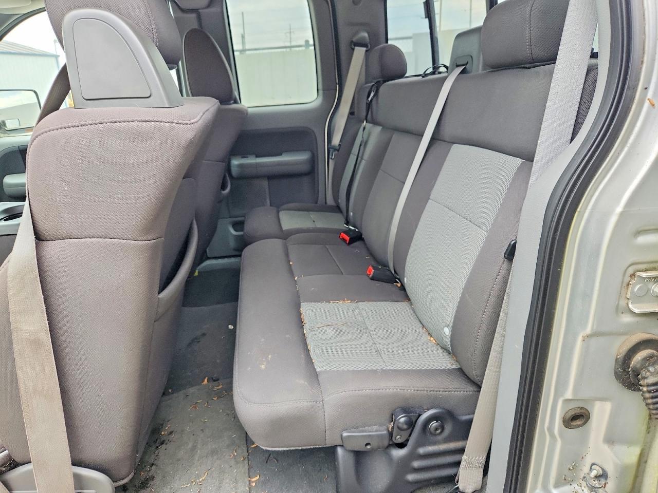2005 Ford F150 Gray vin: 1FTPX14505FB67355