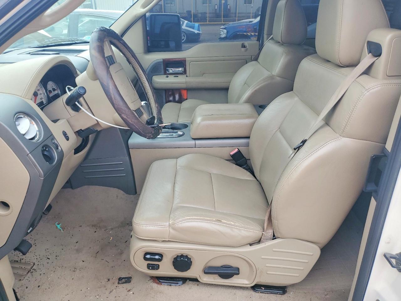 2008 Ford F150 Белый vin: 1FTPX14508FA66014