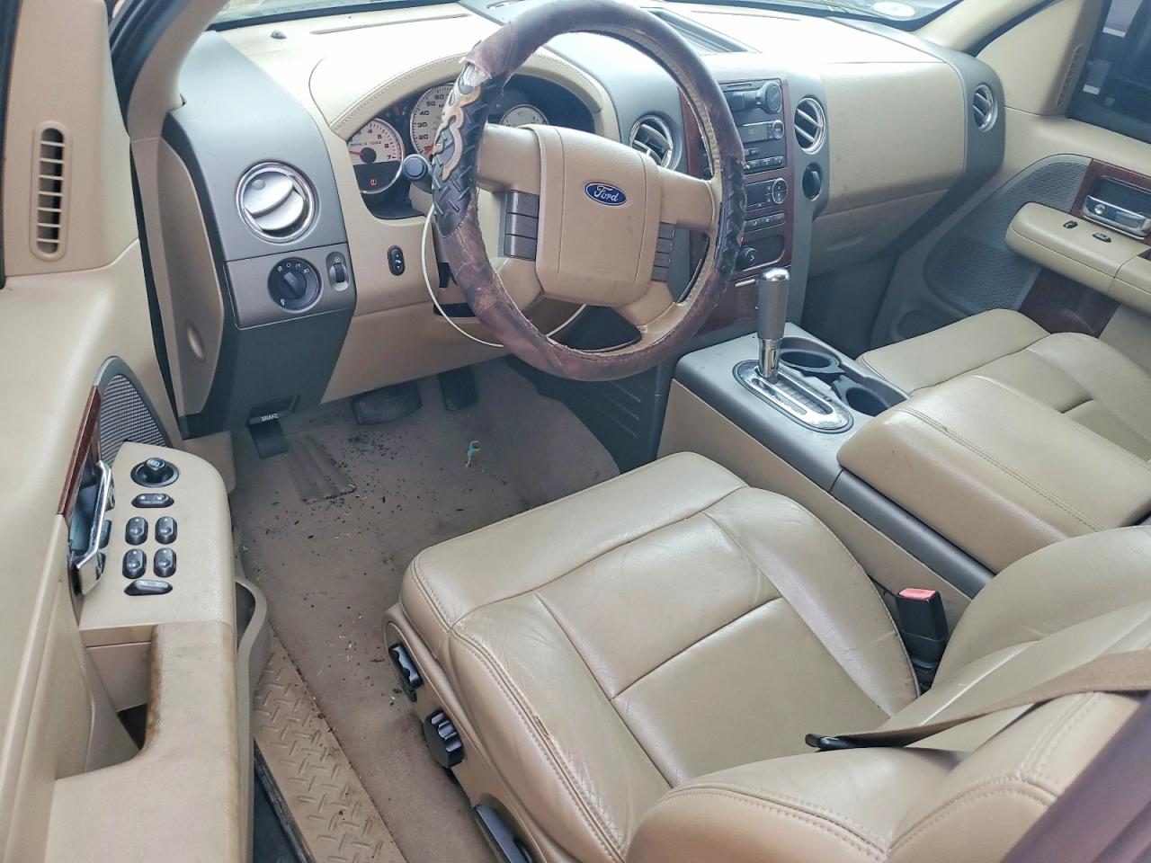 2008 Ford F150 Белый vin: 1FTPX14508FA66014