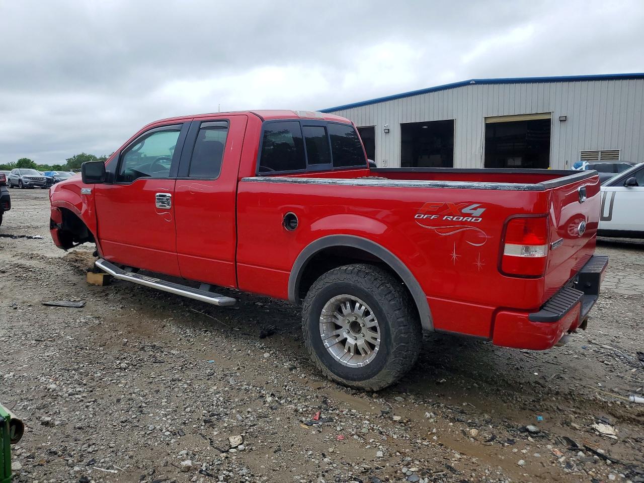 2005 Ford F150 Red vin: 1FTPX14515NA08334