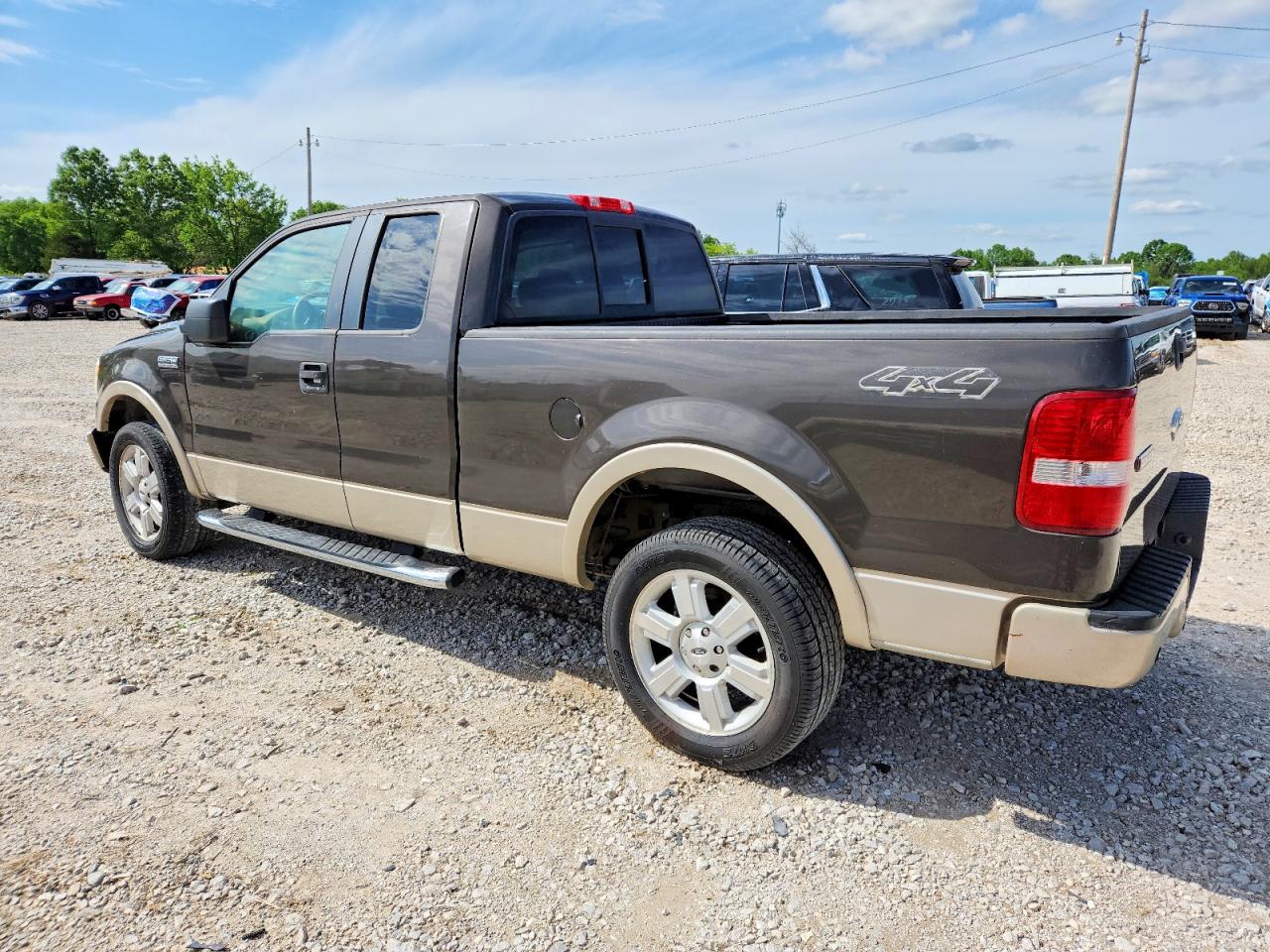 2007 Ford F150 Two Tone vin: 1FTPX14517KC99809