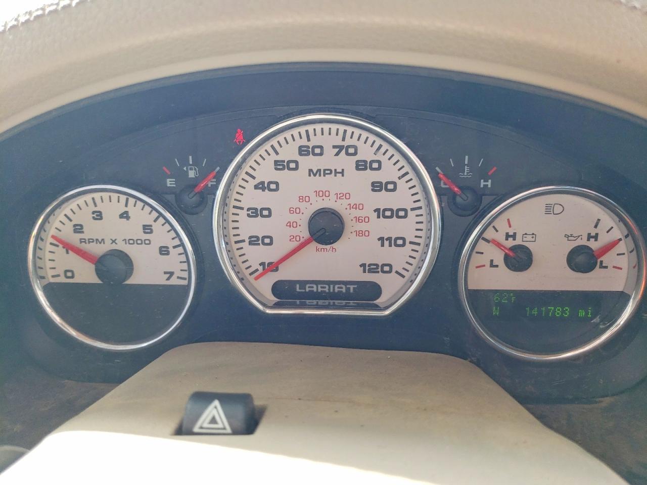 2007 Ford F150 Two Tone vin: 1FTPX14517KC99809
