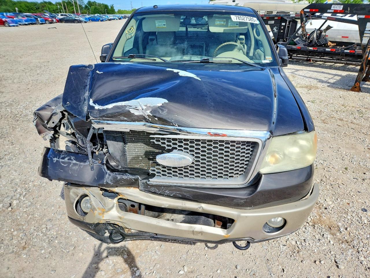 2007 Ford F150 Two Tone vin: 1FTPX14517KC99809