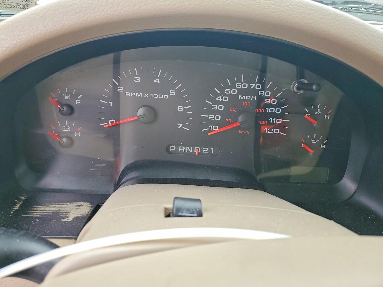 2004 Ford F150 White vin: 1FTPX14524NC71849