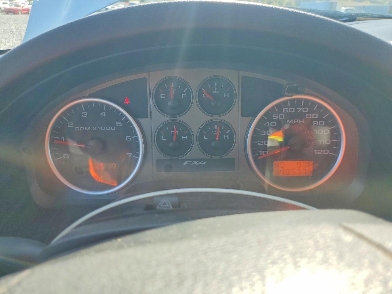2007 Ford F150 Silver vin: 1FTPX14527NA51583