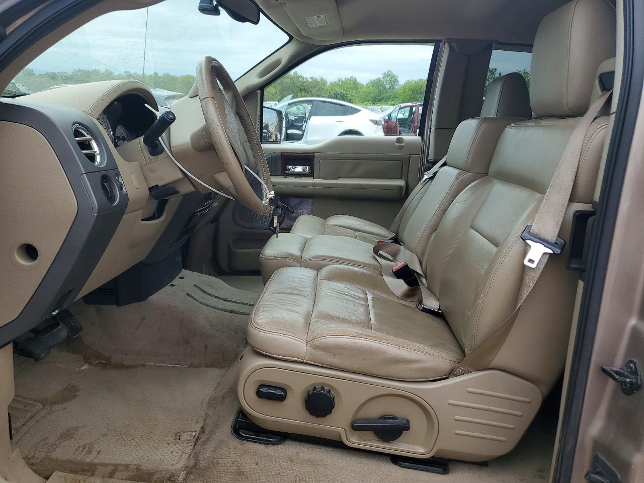 2005 Ford F150 Tan vin: 1FTPX14535KC84161