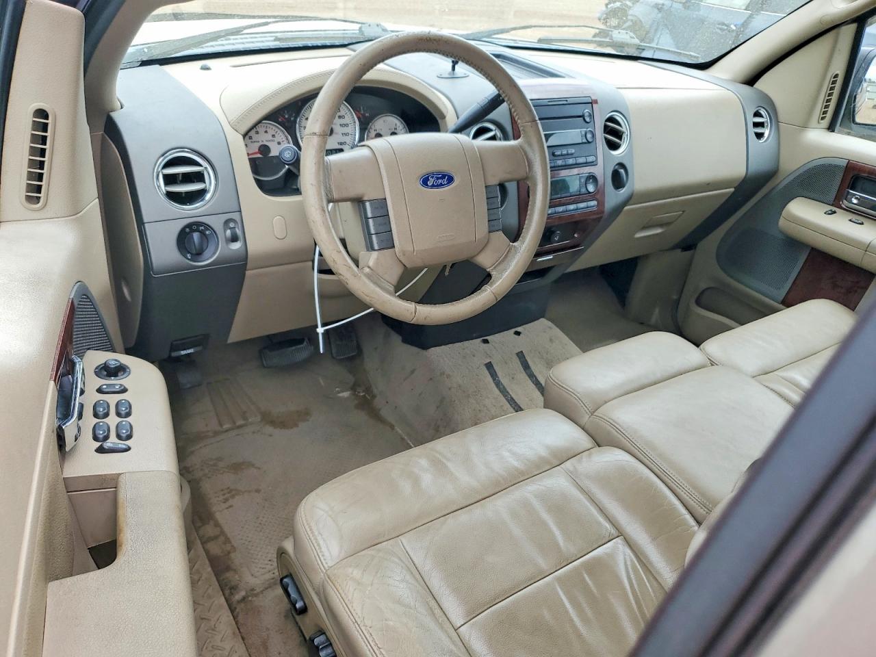 2005 Ford F150 Tan vin: 1FTPX14535KC84161