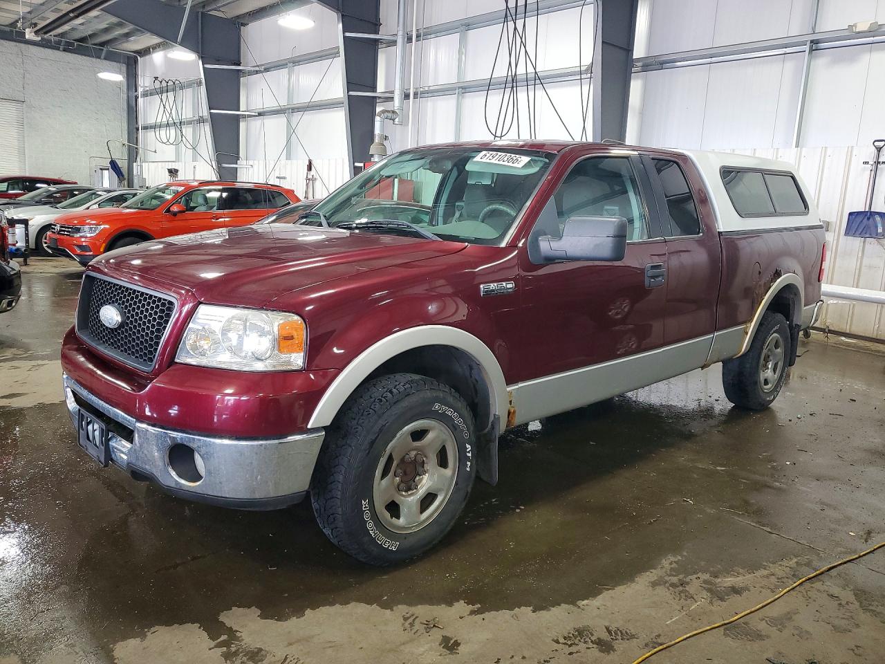 2006 Ford F150 Burgundy vin: 1FTPX14536FA15393