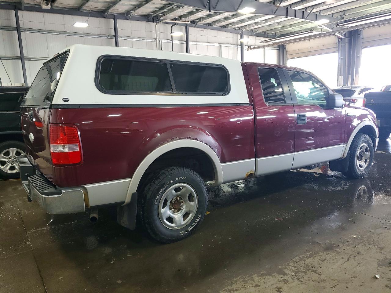 2006 Ford F150 Burgundy vin: 1FTPX14536FA15393