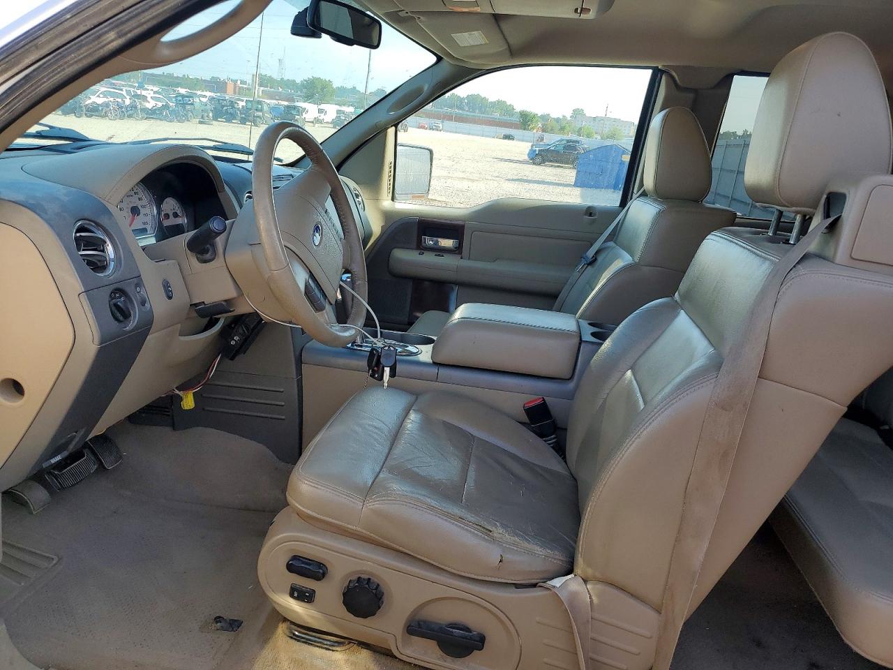 2006 Ford F150 White vin: 1FTPX14536FA23395