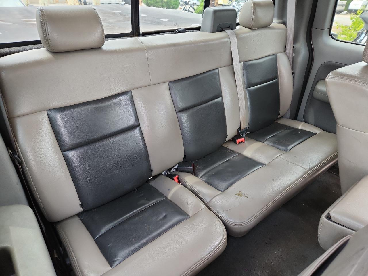 2006 Ford F150 Brown vin: 1FTPX14536FA34509 Damage: Seat Center Rear, Stained, Permanent