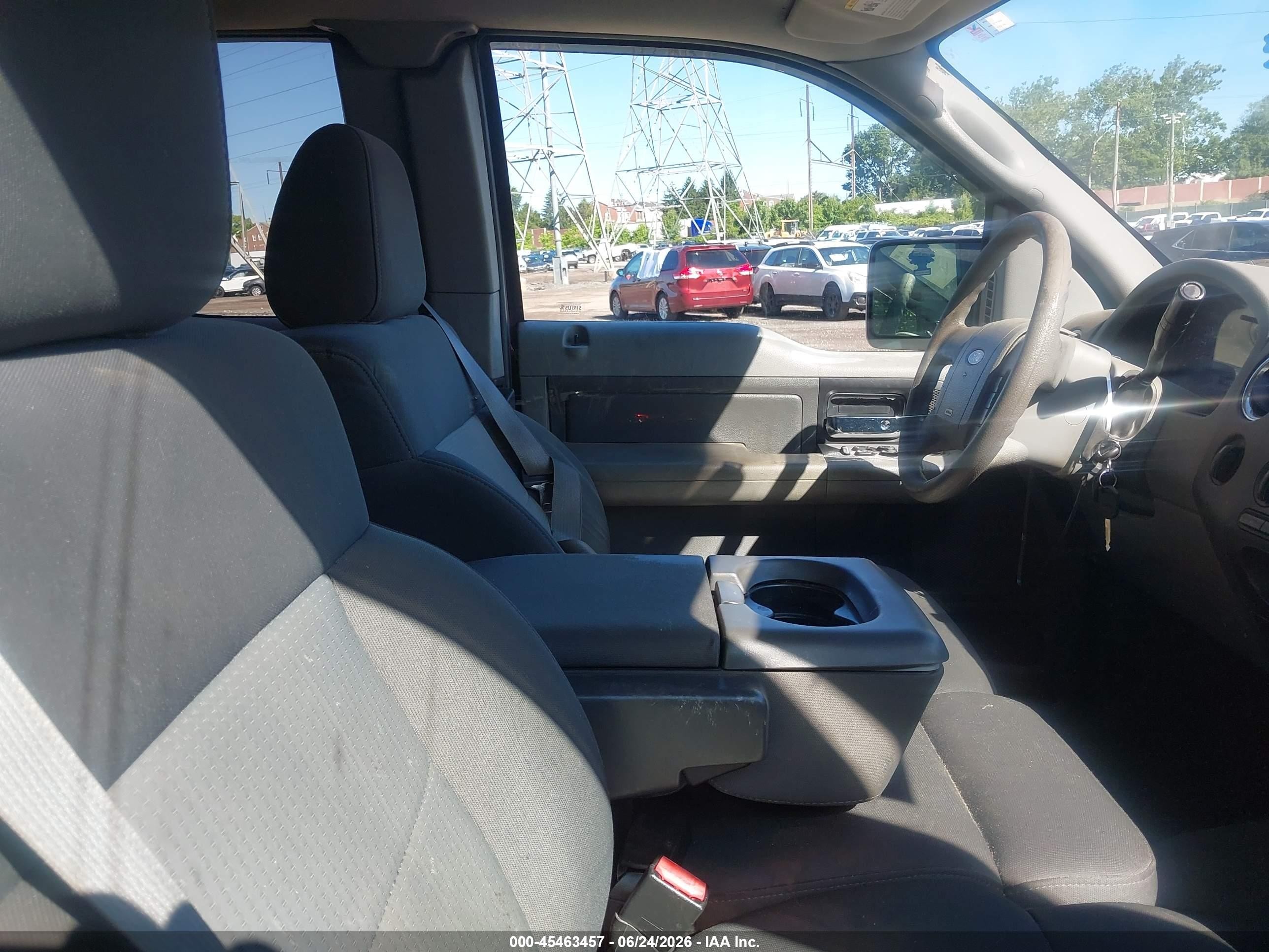 2008 Ford F-150 Xlt Red vin: 1FTPX14538FB61232