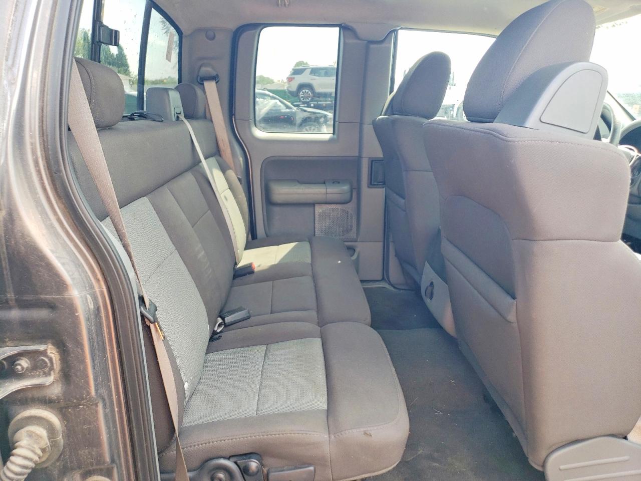 2005 Ford F150 Gray vin: 1FTPX14545FB66306