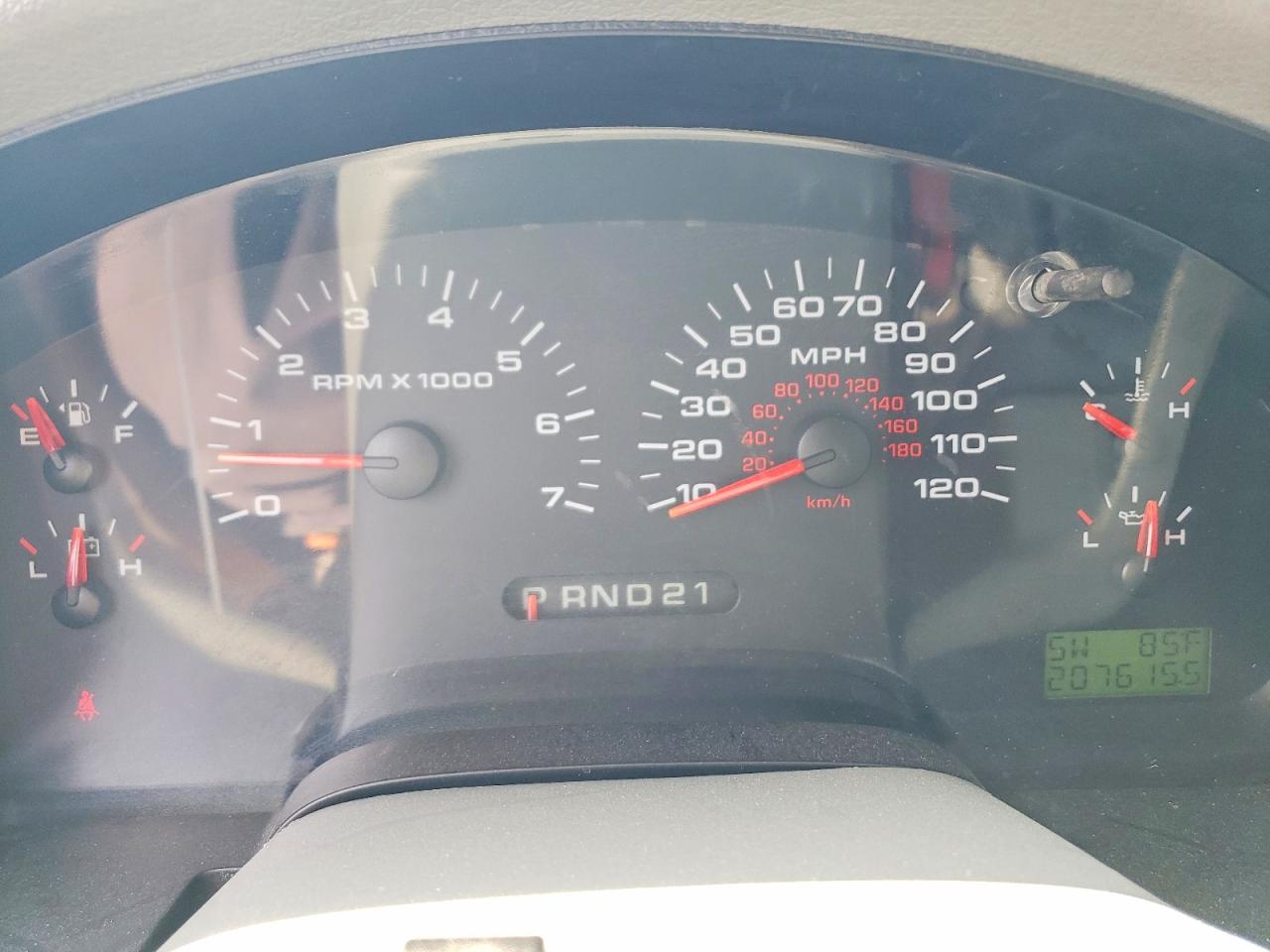 2005 Ford F150 Gray vin: 1FTPX14545FB66306