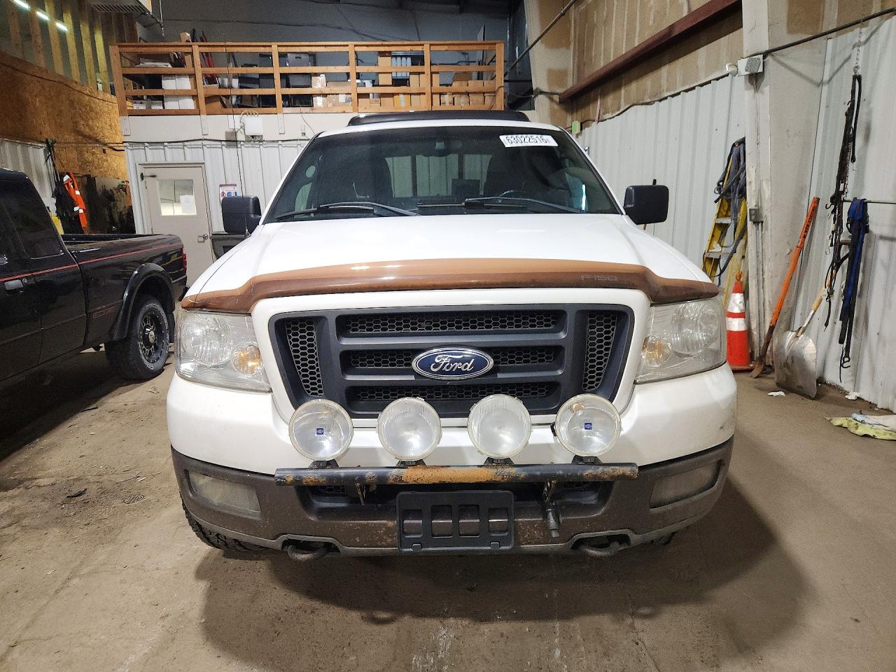 2005 Ford F150 White vin: 1FTPX14545KC08352