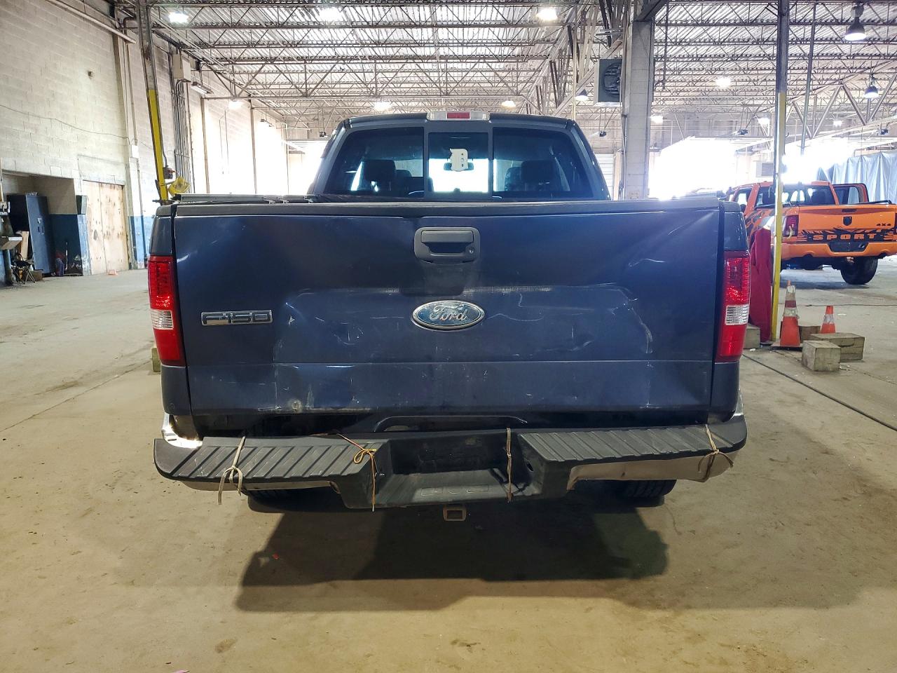 2006 Ford F150 Blue vin: 1FTPX14546FB20105