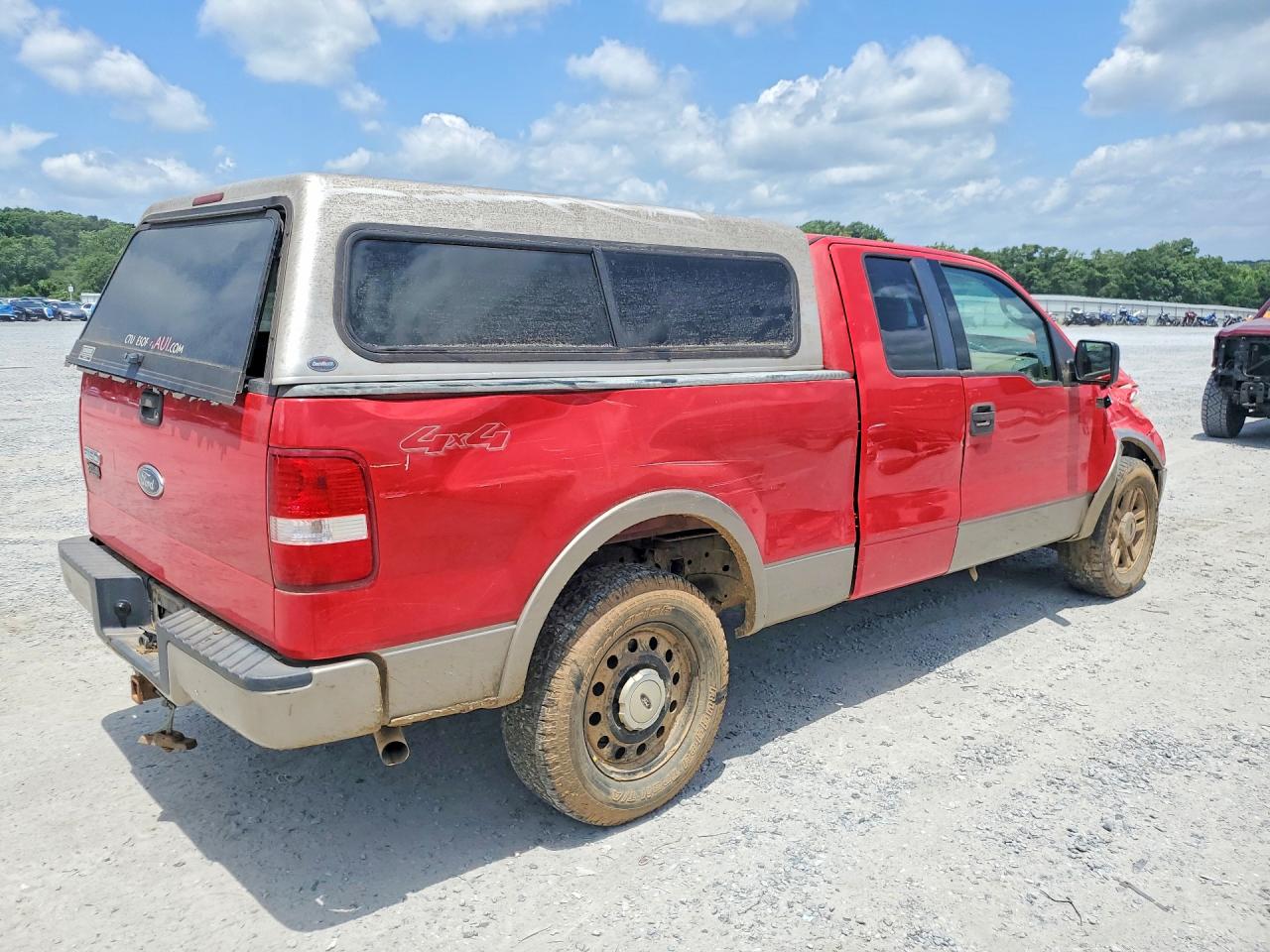 2004 Ford F150 Red vin: 1FTPX14554NC12536