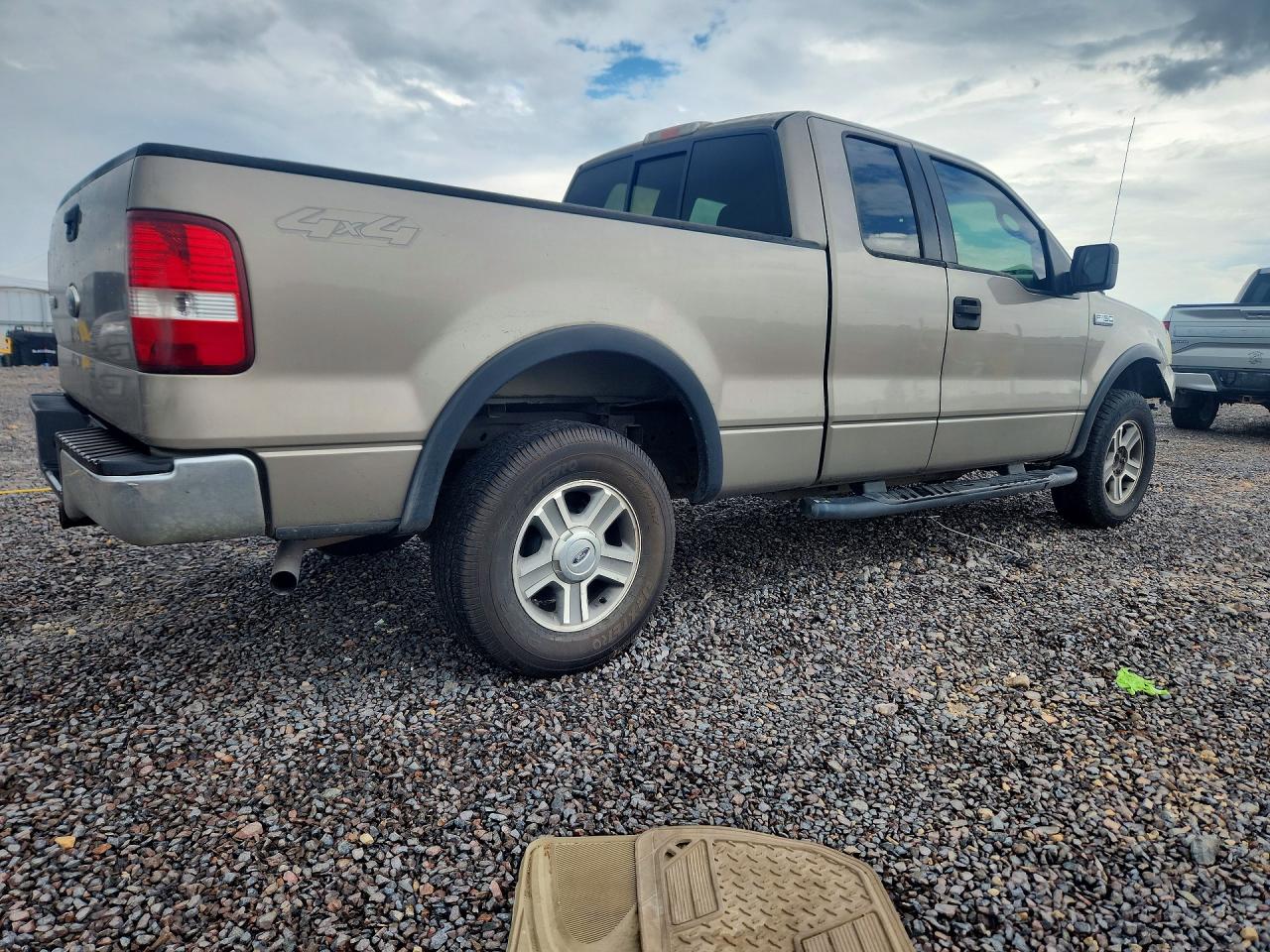 2006 Ford F150 Silver vin: 1FTPX14556FA60917