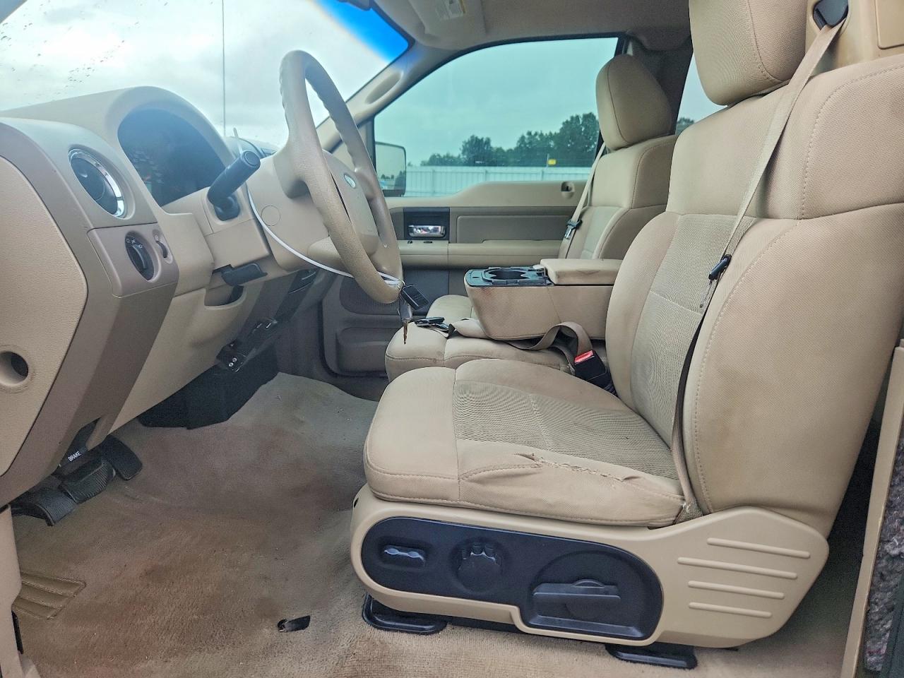 2006 Ford F150 Silver vin: 1FTPX14556FA60917