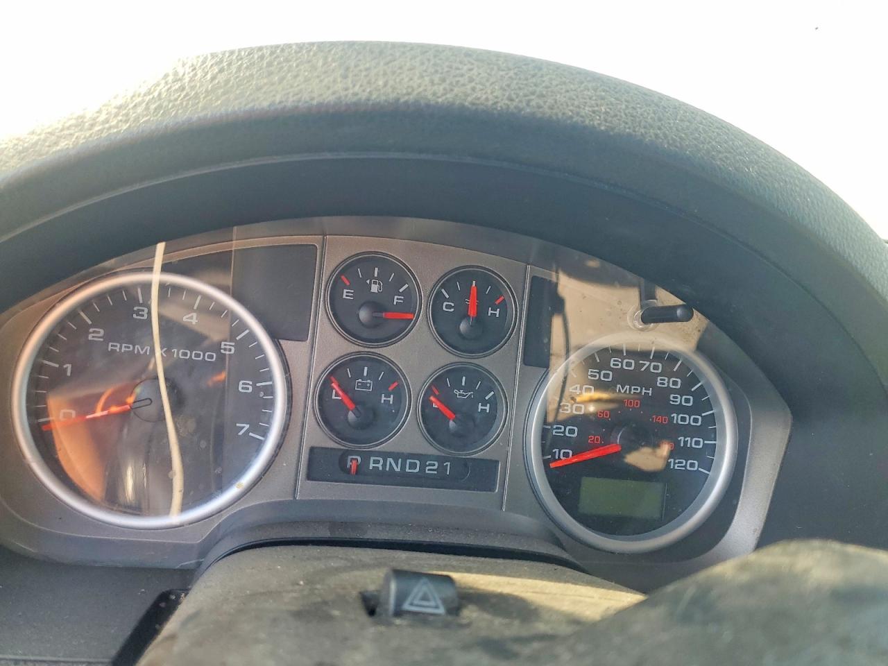 2004 Ford F150 Silver vin: 1FTPX14564NB69342