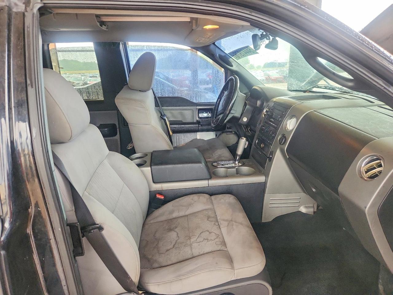 2004 Ford F150 Black vin: 1FTPX14564NB75688