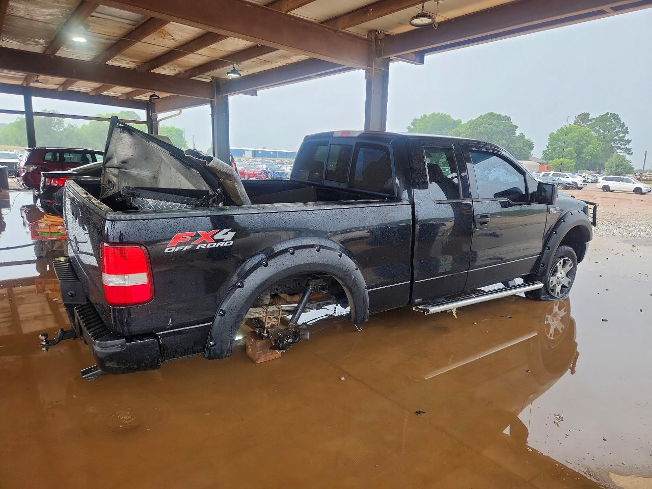 2004 Ford F150 Black vin: 1FTPX14564NB75688