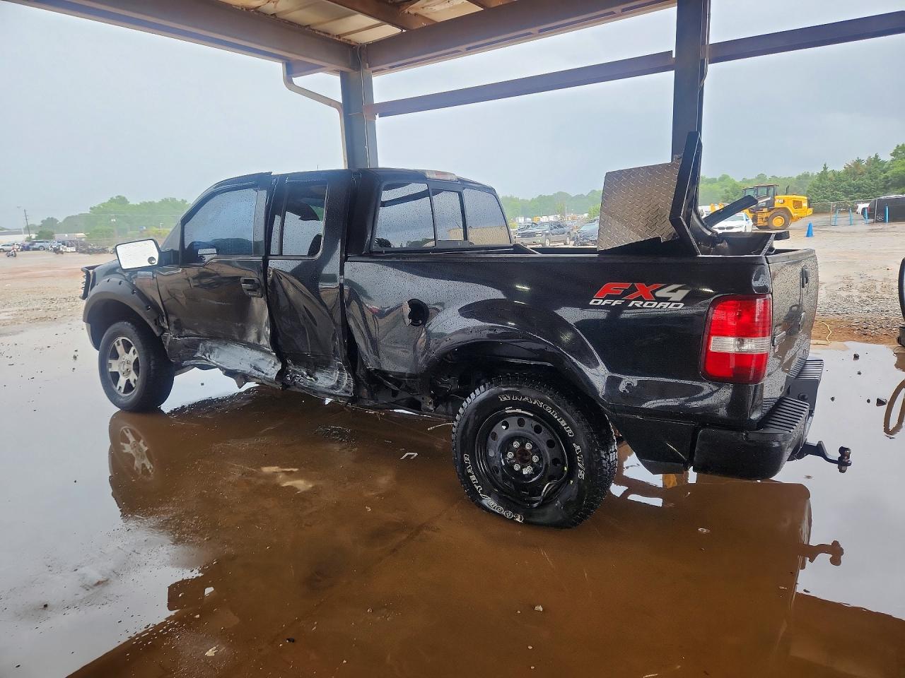 2004 Ford F150 Black vin: 1FTPX14564NB75688