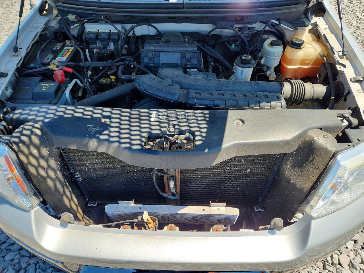 2005 Ford F-150 Silver vin: 1FTPX14565FA24409
