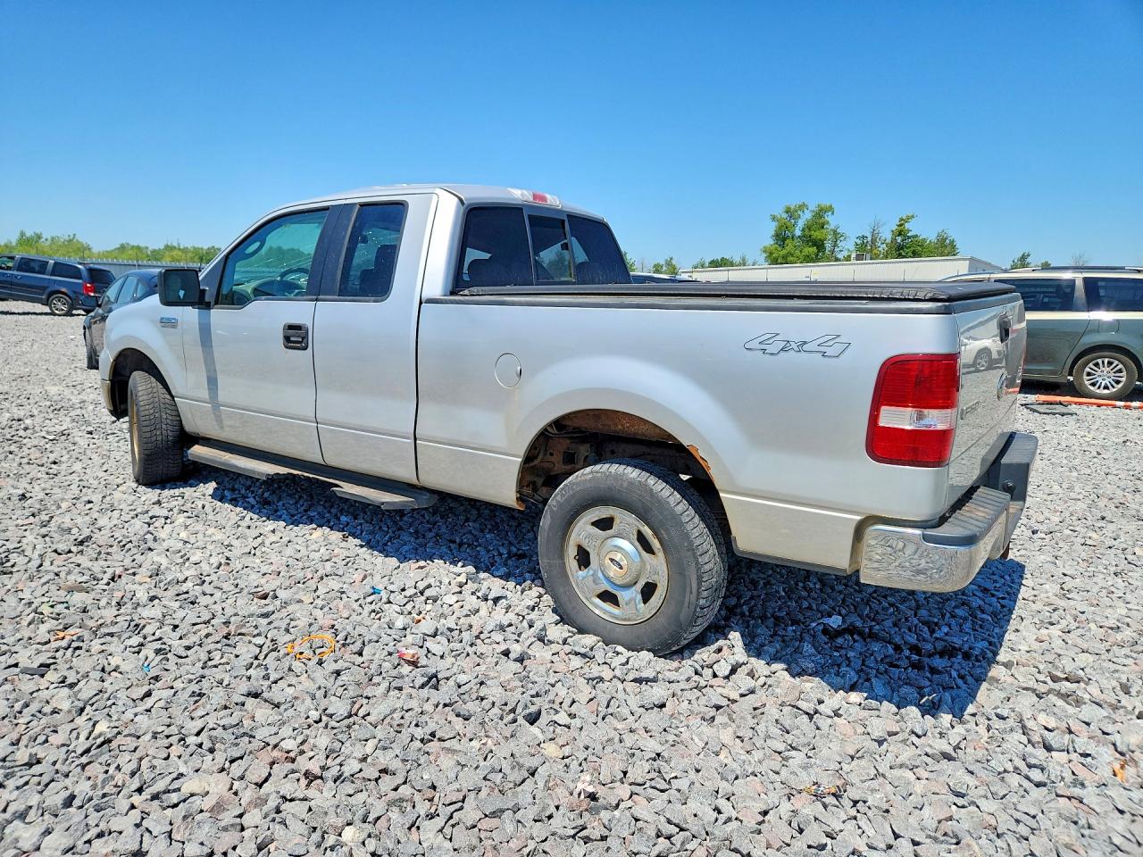 2005 Ford F-150 Silver vin: 1FTPX14565FA24409