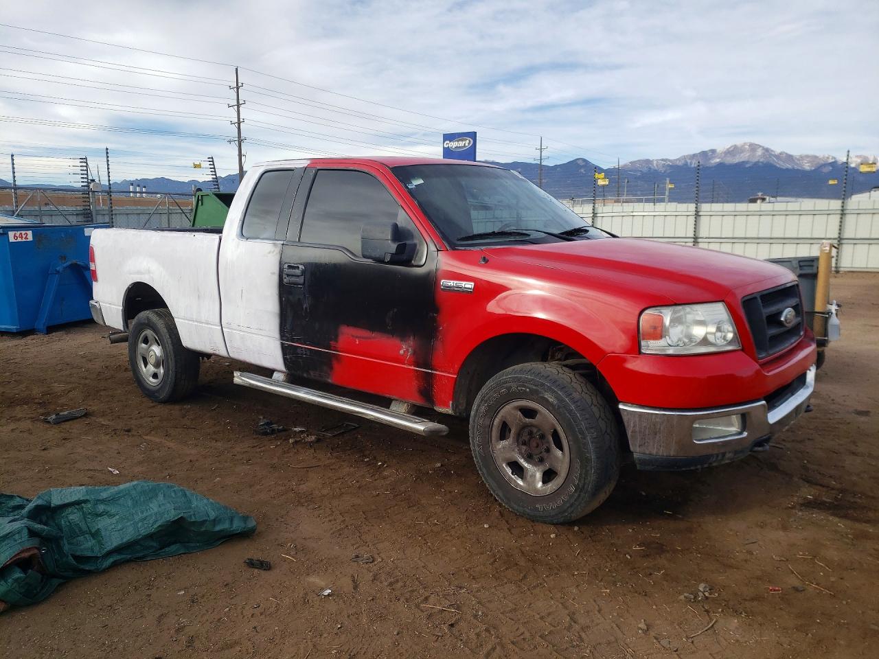2005 Ford F150 Red vin: 1FTPX14565NA59750