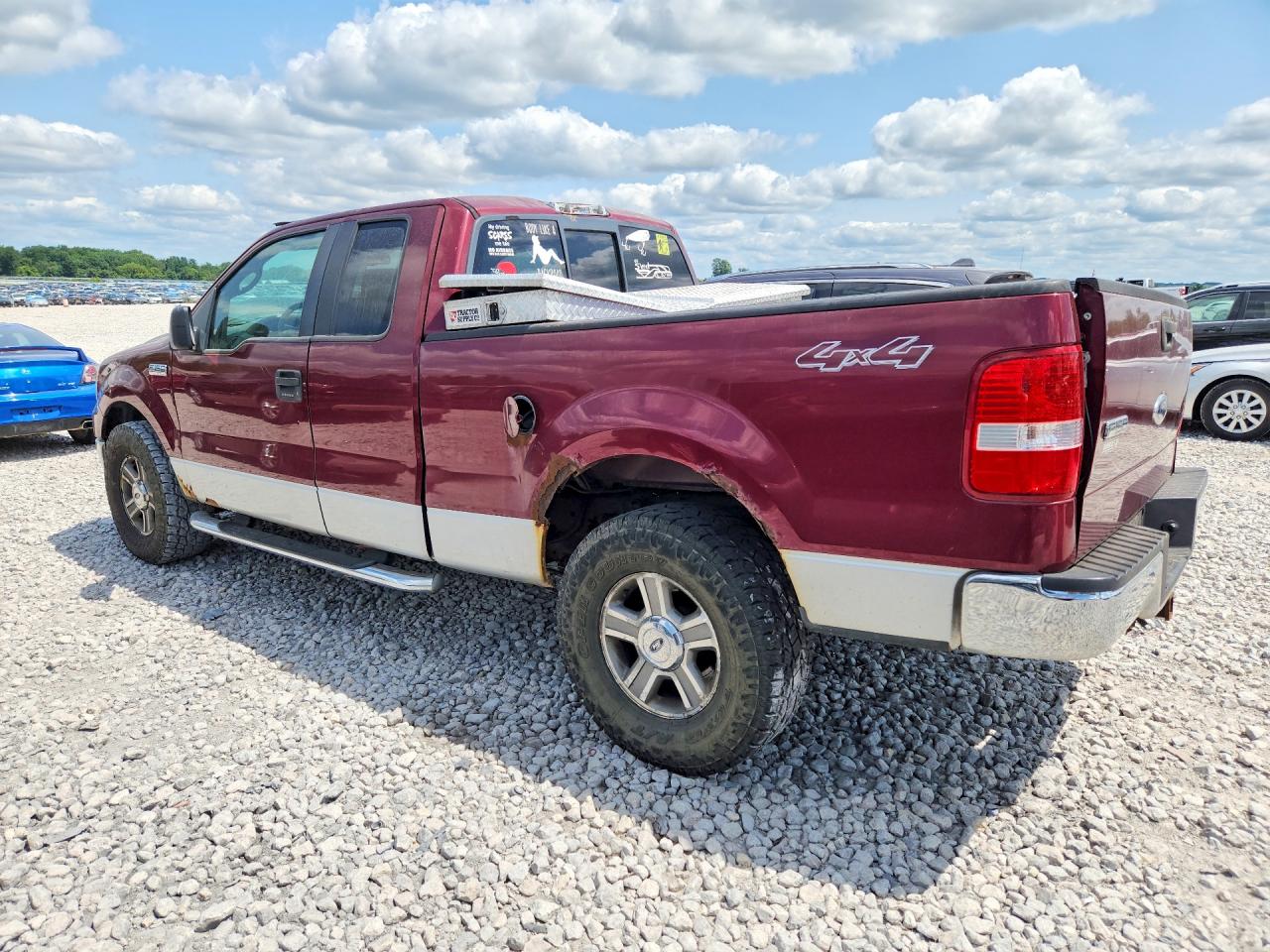 2005 Ford F150 Red vin: 1FTPX14565NA69212