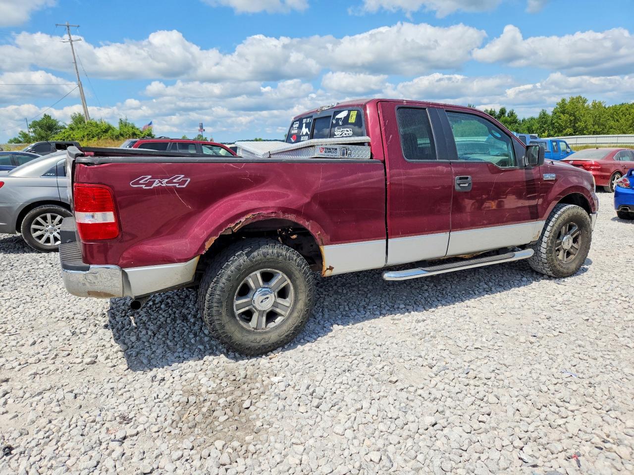 2005 Ford F150 Red vin: 1FTPX14565NA69212