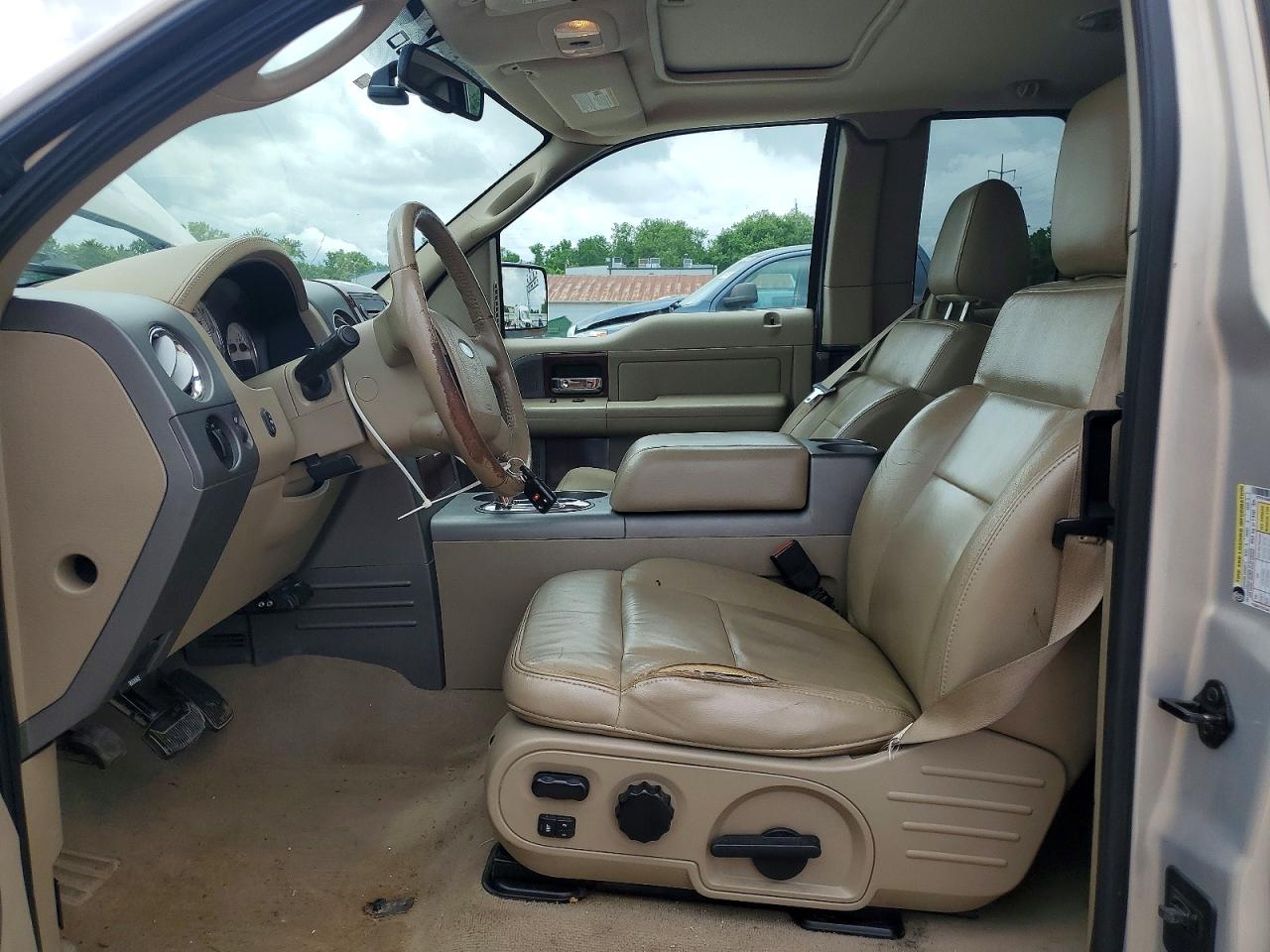 2006 Ford F150 Silver vin: 1FTPX14566FA17252