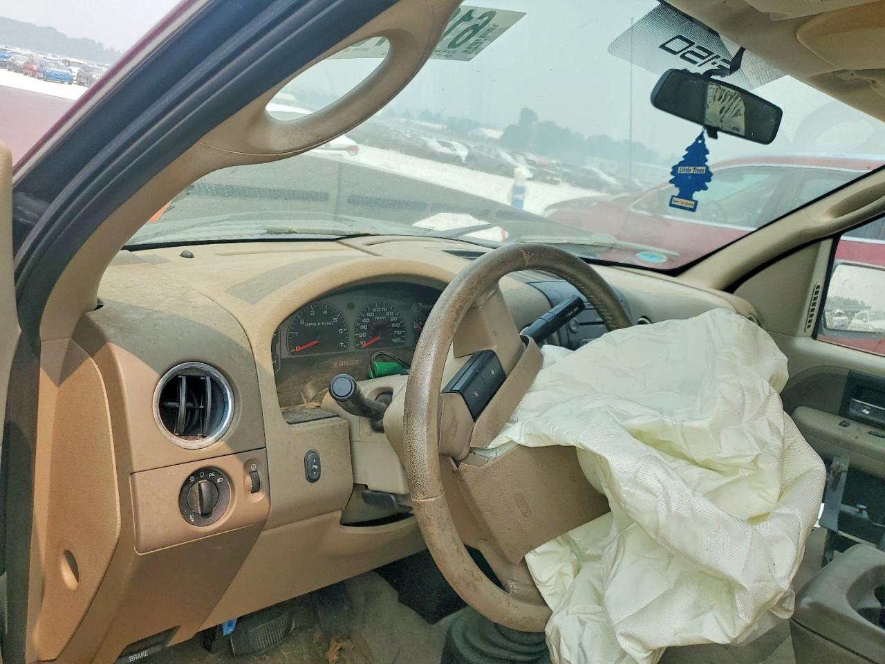 2006 Ford F150 Burgundy vin: 1FTPX14566FB19571