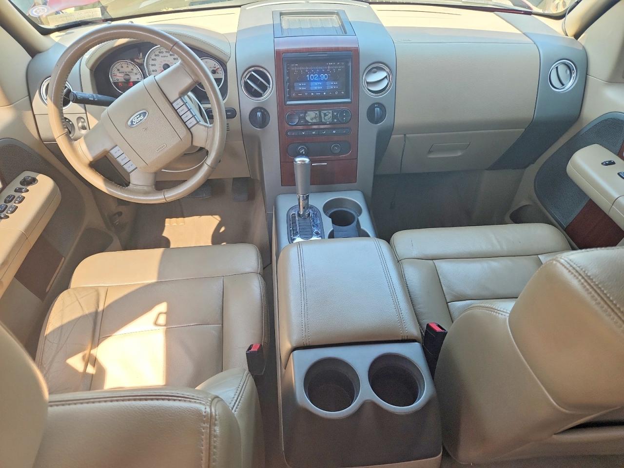2006 Ford F150 Red vin: 1FTPX14566NA06791