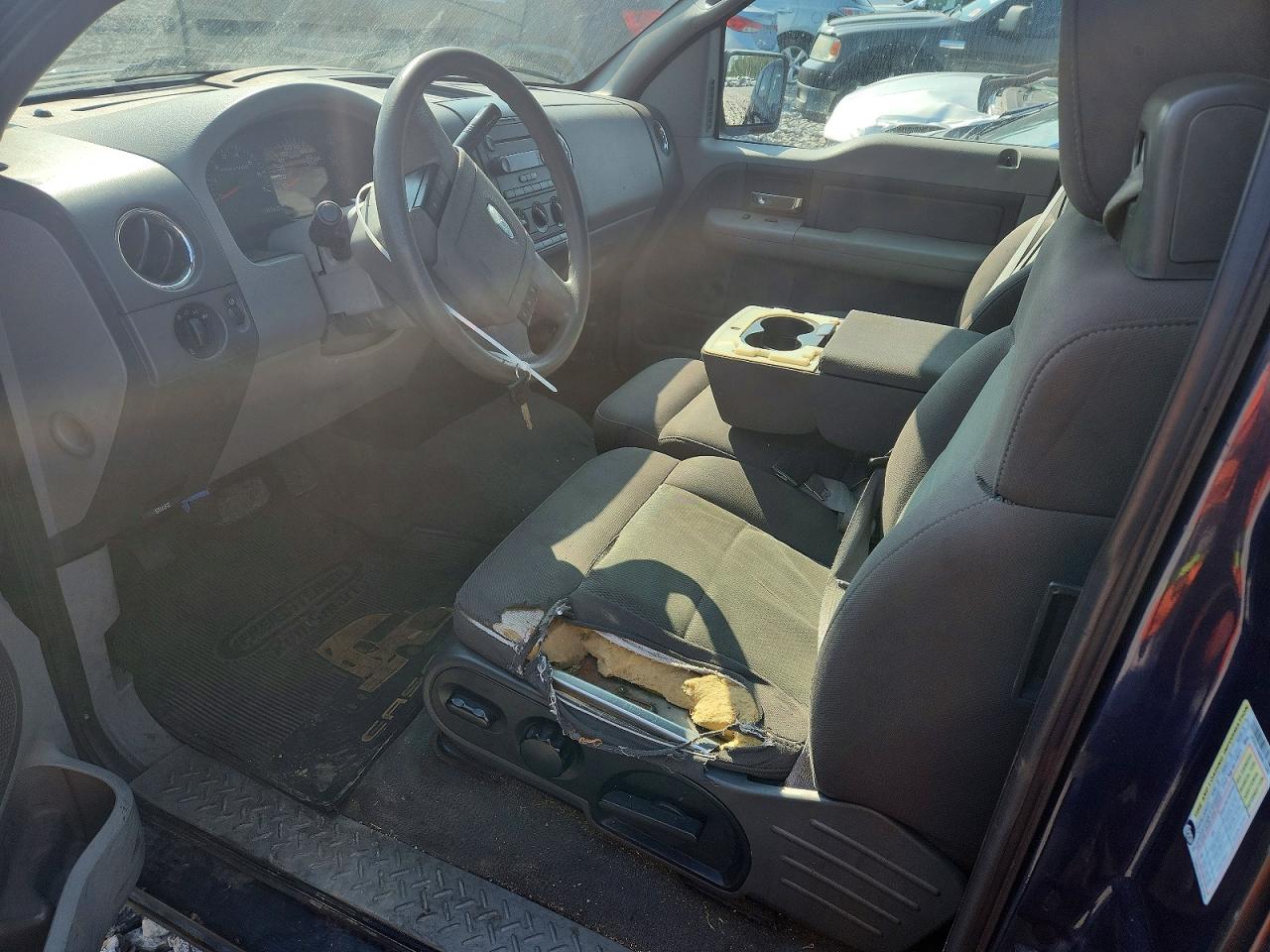 2006 Ford F150 Two Tone vin: 1FTPX14566NA72385