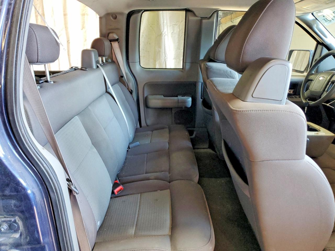 2006 Ford F150 Two Tone vin: 1FTPX14566NA72385