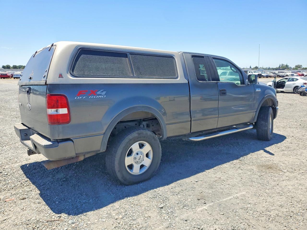 2004 Ford F150 Gray vin: 1FTPX14574NB00501