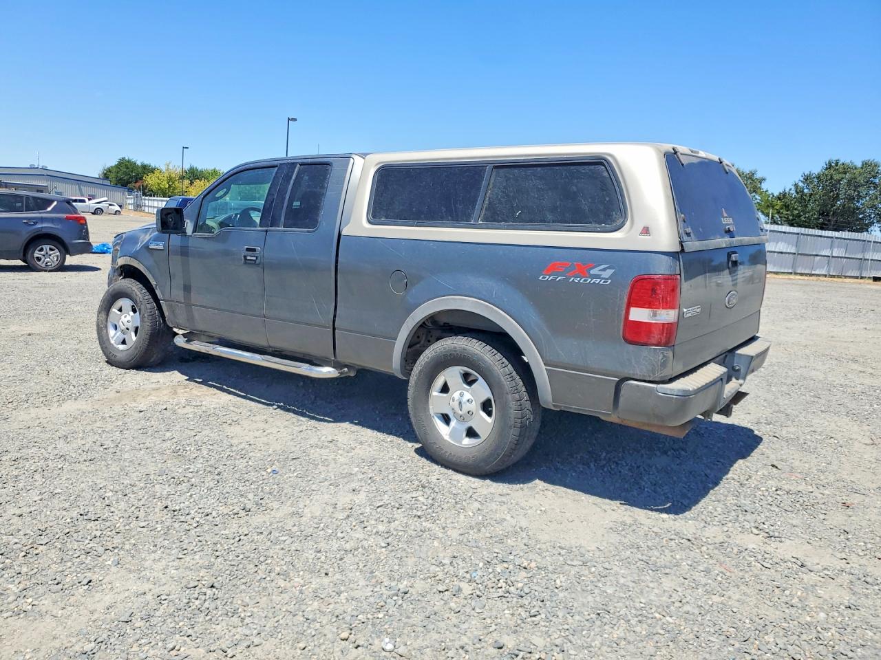 2004 Ford F150 Gray vin: 1FTPX14574NB00501