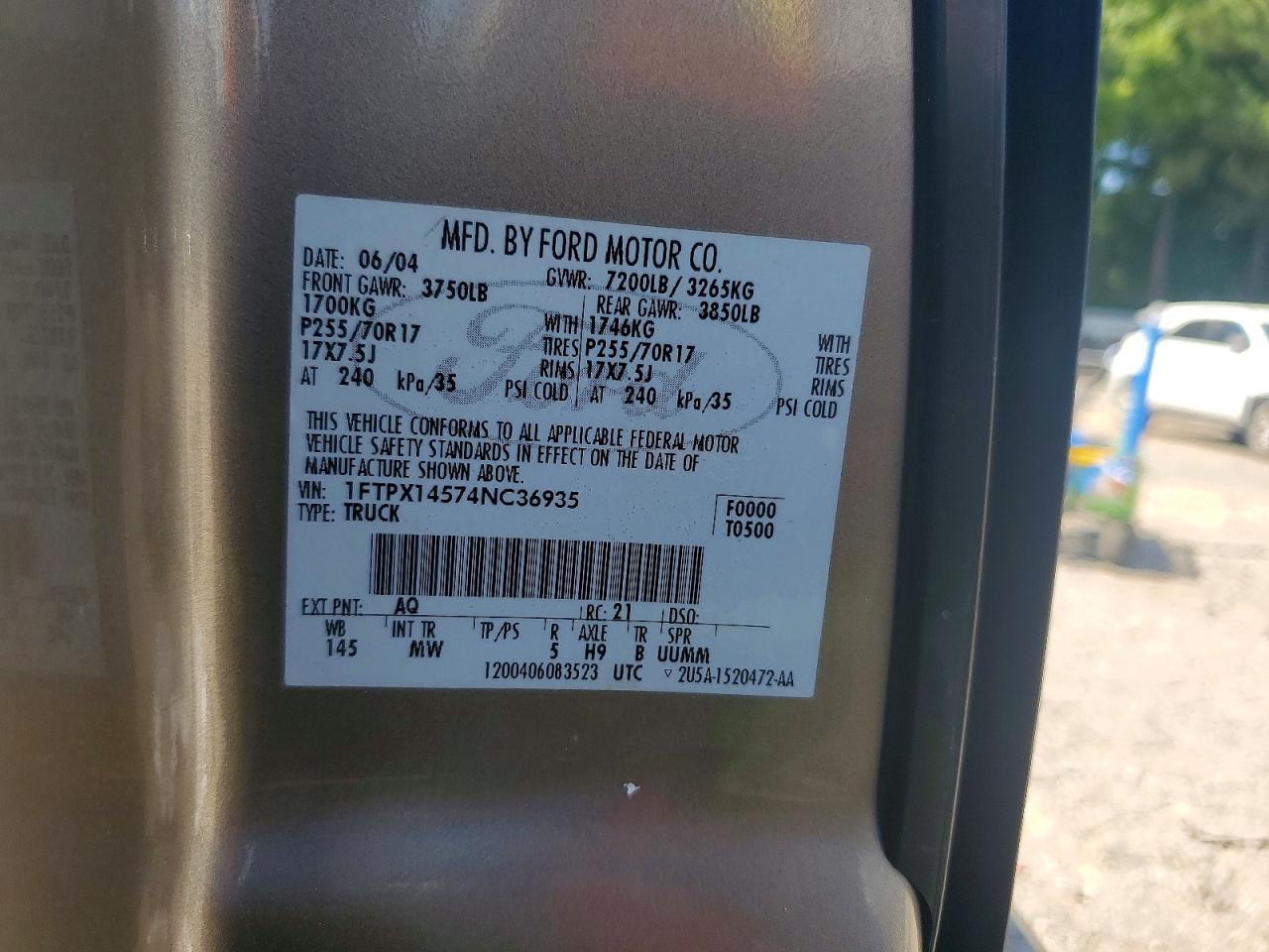 2004 Ford F150 Золотой vin: 1FTPX14574NC36935