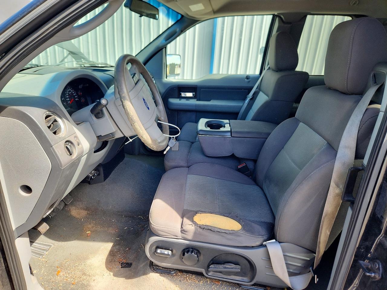 2005 Ford F150 Black vin: 1FTPX14575FA90306