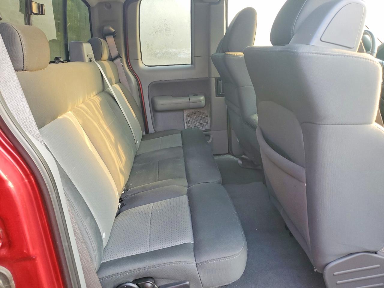 2008 Ford F150 Red vin: 1FTPX14578FB98302