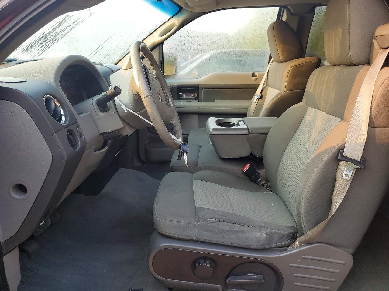 2008 Ford F150 Red vin: 1FTPX14578FB98302