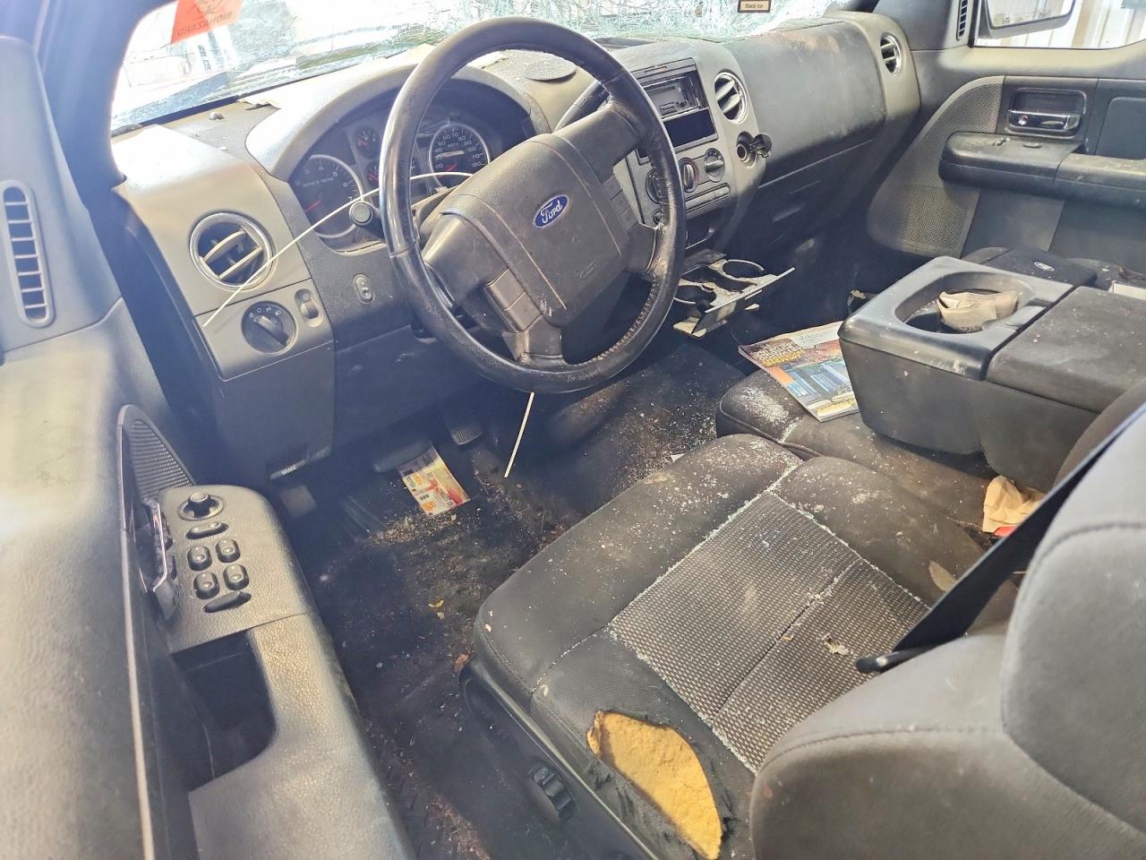 2004 Ford F150 Black vin: 1FTPX14584FA26466