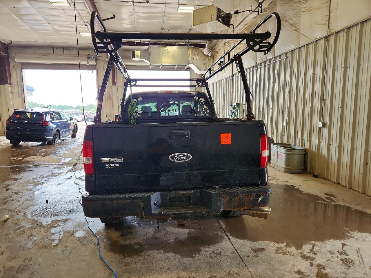 2004 Ford F150 Black vin: 1FTPX14584FA26466