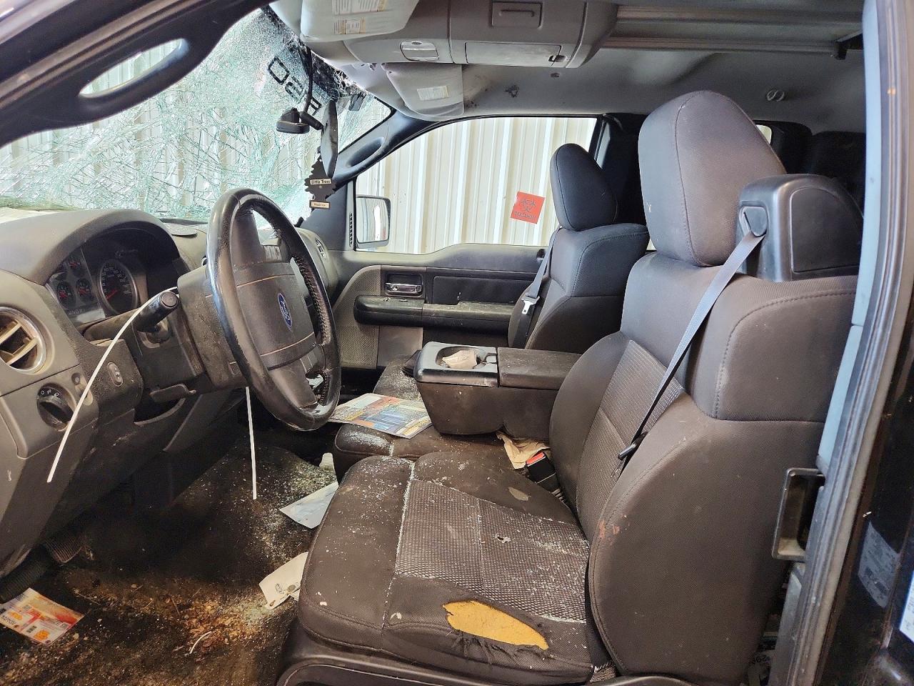 2004 Ford F150 Black vin: 1FTPX14584FA26466
