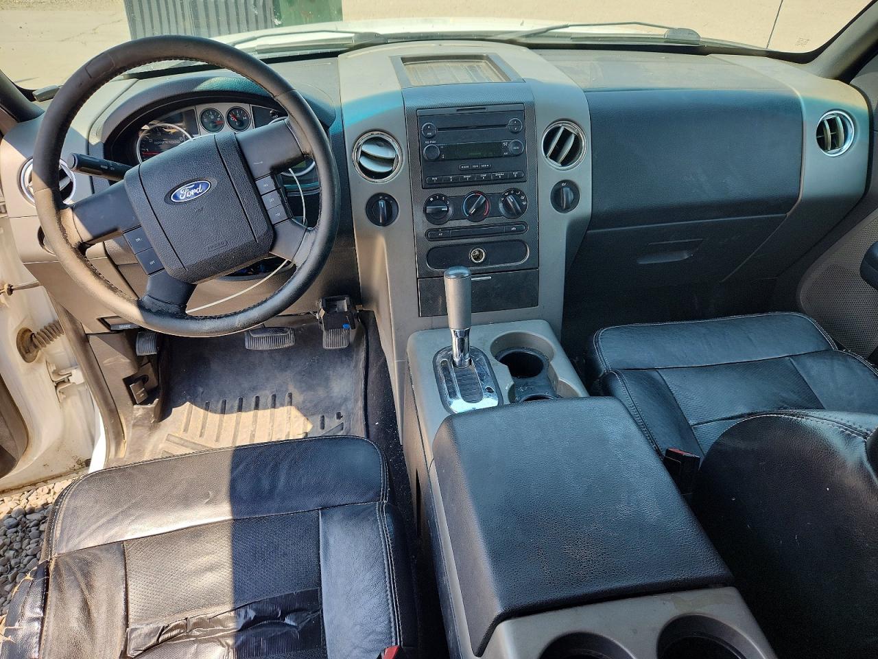 2004 Ford F150 White vin: 1FTPX14584NB45124