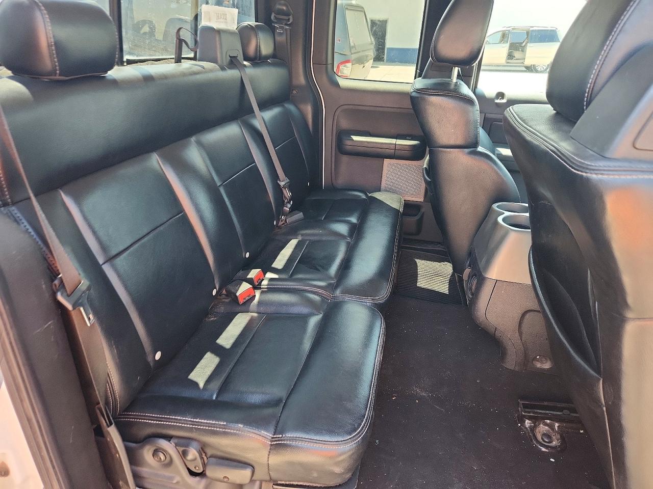 2004 Ford F150 White vin: 1FTPX14584NB45124