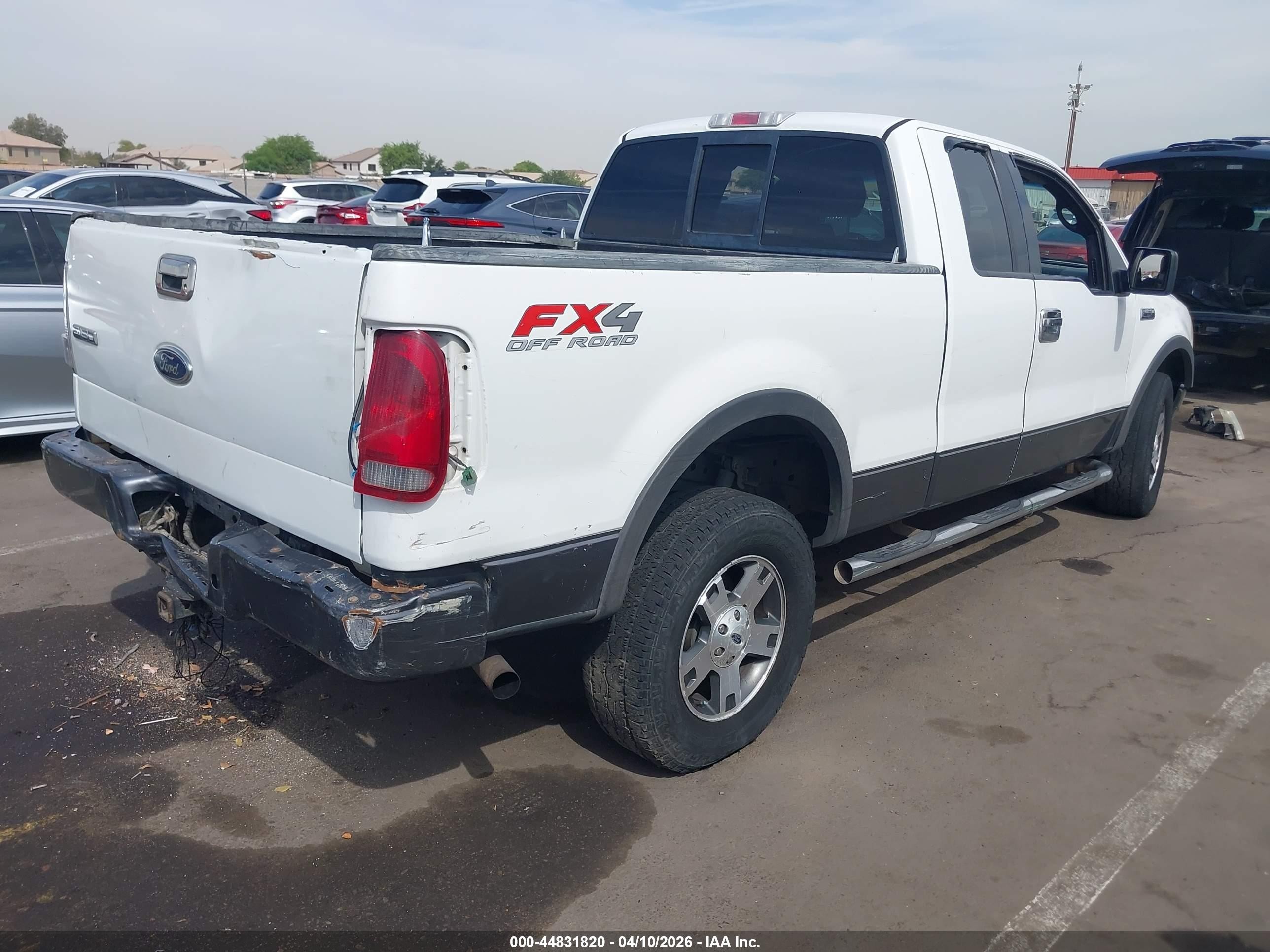 2004 Ford F150   White vin: 1FTPX14584NC28861