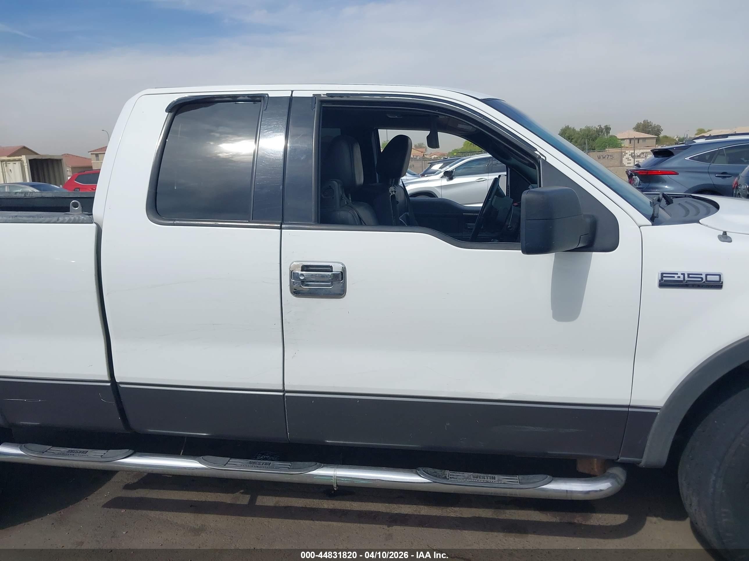 2004 Ford F150   White vin: 1FTPX14584NC28861
